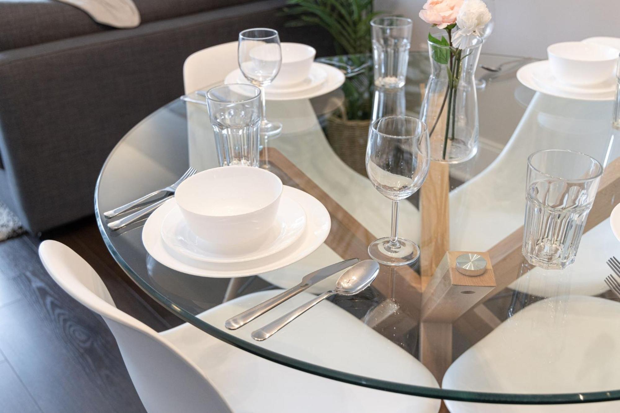 Dwtn Condo Near Cn Tower! W/ Free Parking 토론토 외부 사진